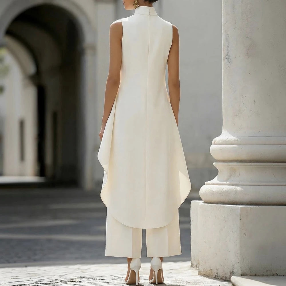 Paola | Mono Elegante con Cuello Alto