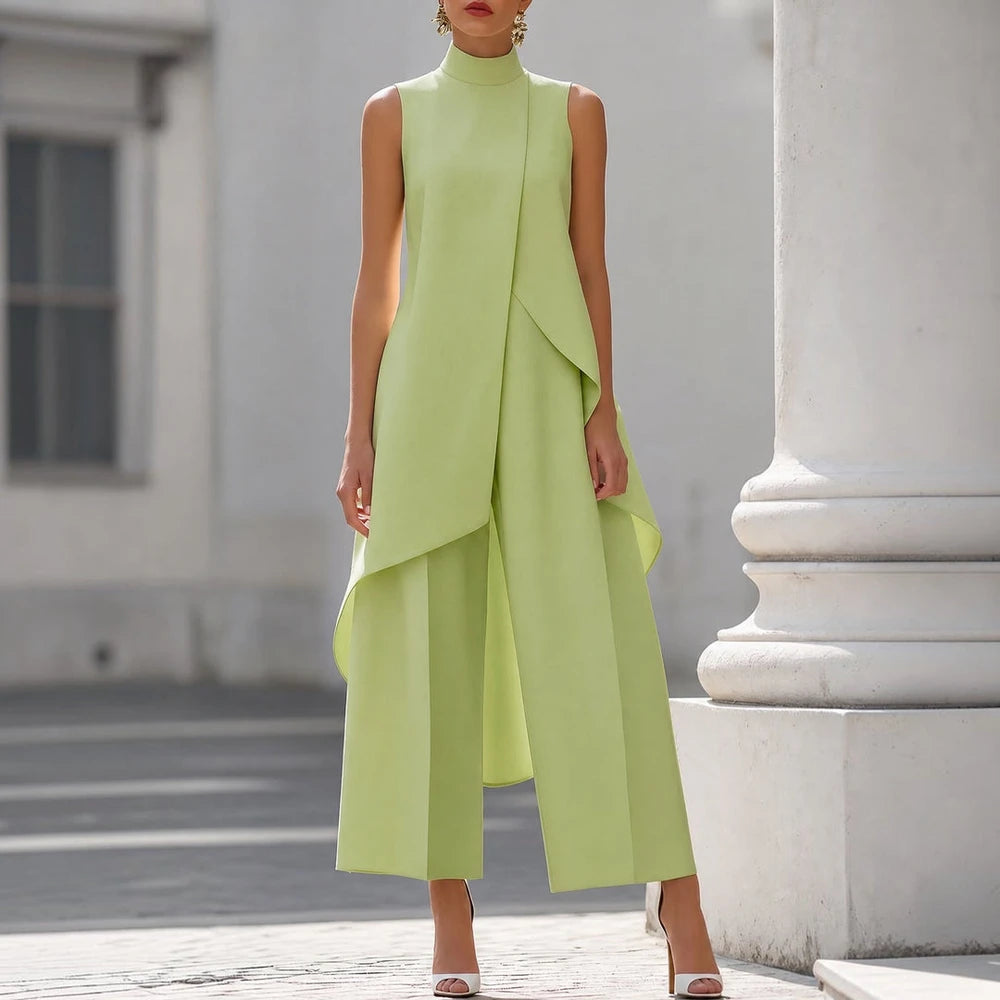 Paola | Mono Elegante con Cuello Alto